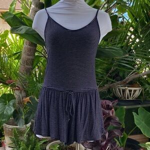 6 for $20♥️ Old Navy romper with black and white stripes